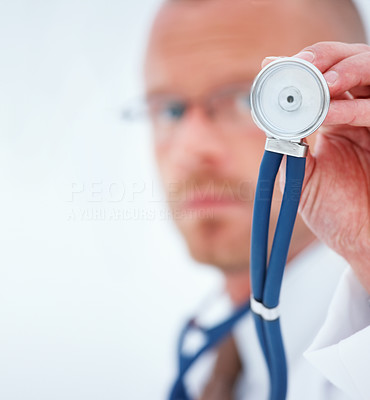 Let me check - Doctor using stethoscope